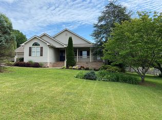 5541 Evergreen Farms Ln, Greenback, TN 37742