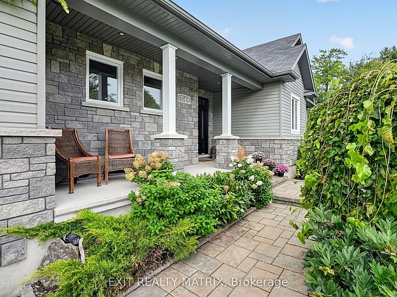 2nd image of 1044 Brazeau Rd