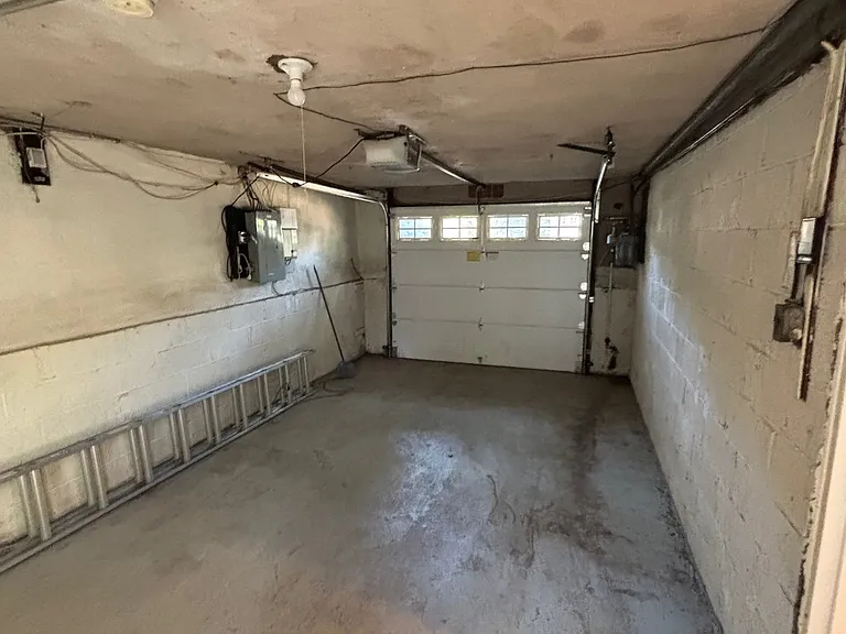 16 Spruce Pl — Photo 20