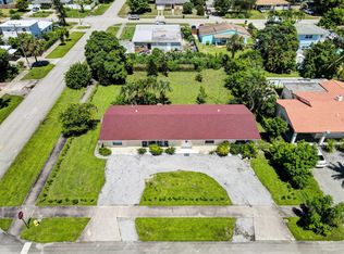 645 Date Palm Dr, Lake Park, FL 33403