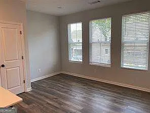 2242 Whistler Way NE — Photo 5