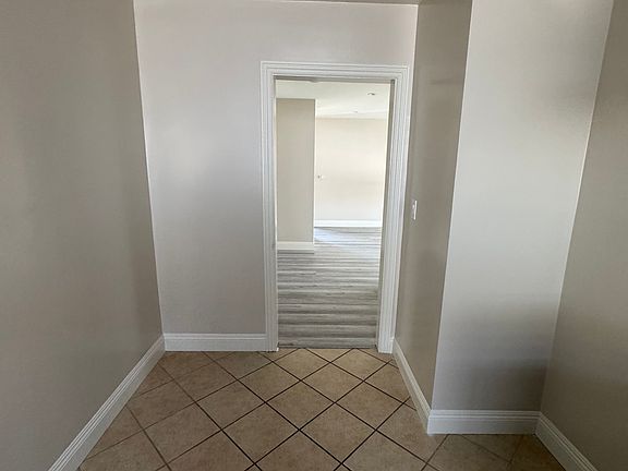 3rd image of 1425 S Marguerita Ave #P