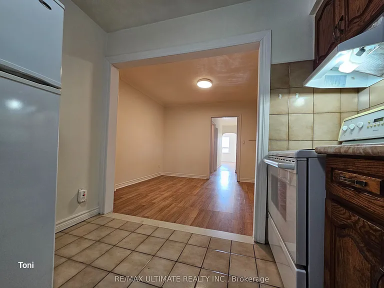 568 Rogers Rd #2 — Photo 7