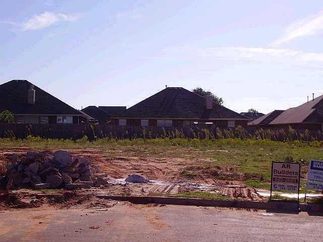 1st image of 2724 SE 92nd #C