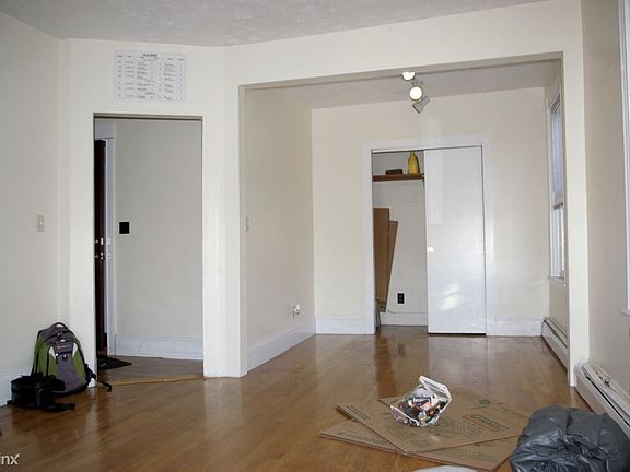 845 E 2nd St #2 - 2 LR