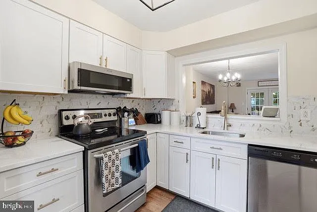 6320 Chimney Wood Ct — Photo 12