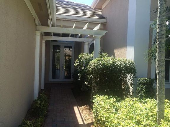 2nd image of 1185 Riverwind Cir