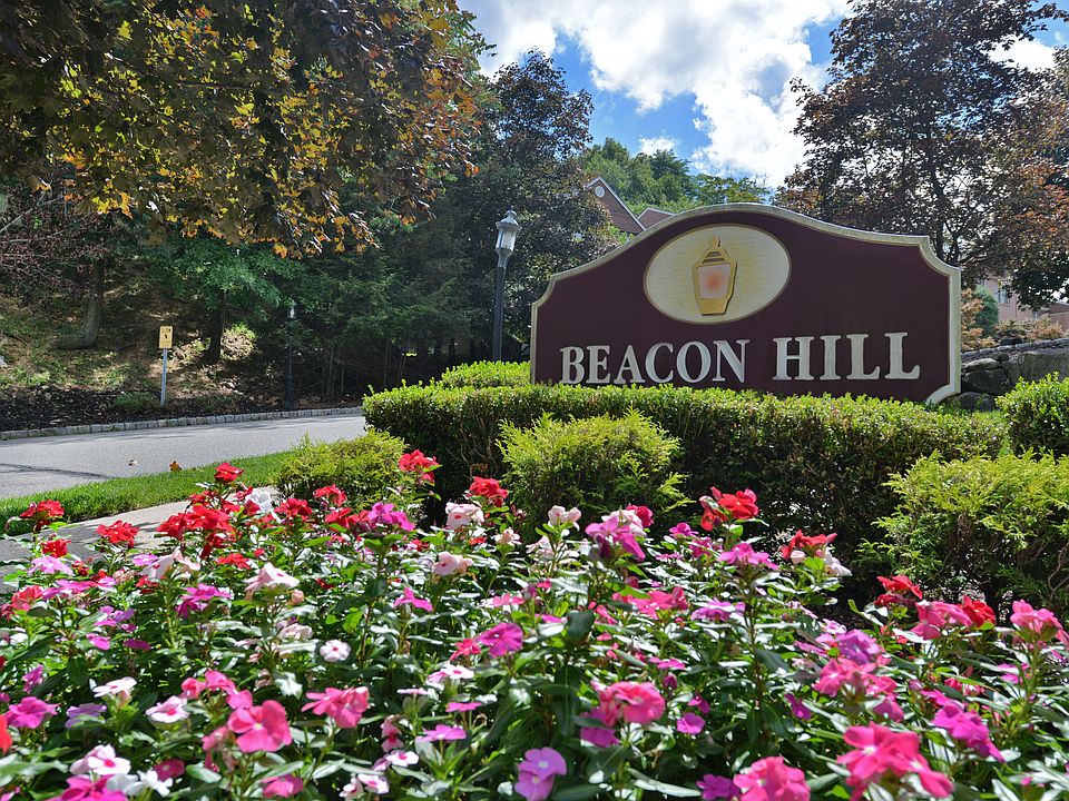 Entrance to Beacon Hill