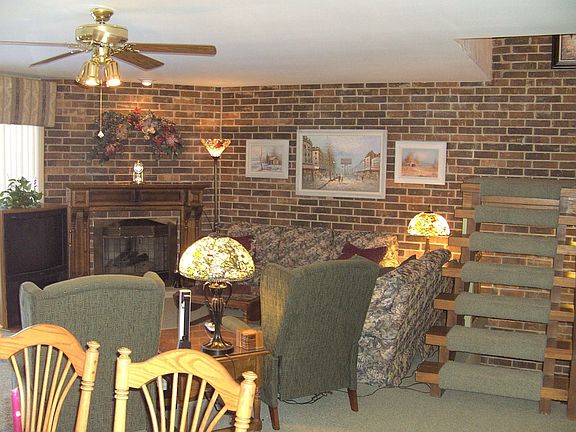 3rd image of 8242 Stonehenge Dr