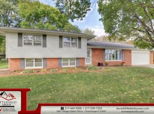 103 S 8th St, Saint Joseph, IL