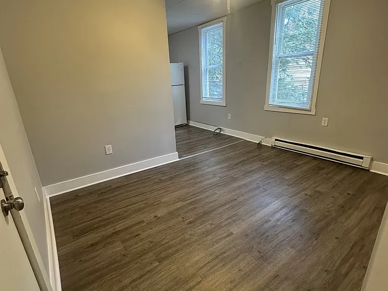 405 Dave Turney St #3 — Photo 6