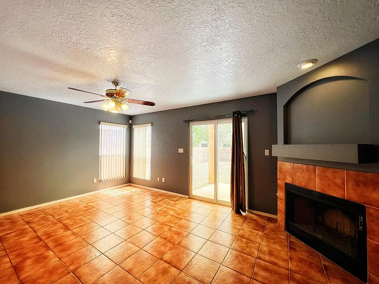 6612 Piedra Quemada Rd NW — Photo 14