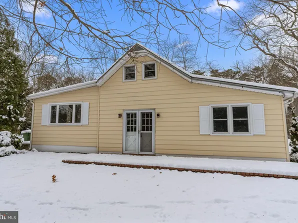 560 Hopewell Rd, Marlton, NJ 08053