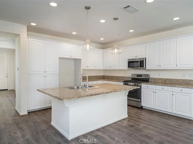 26801 Trestles Dr — Photo 8