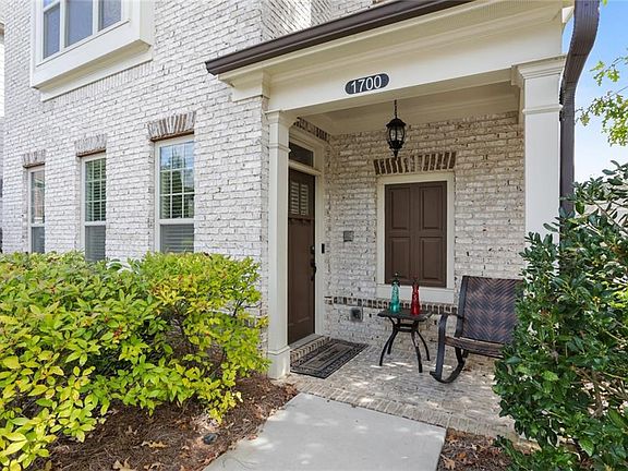 2nd image of 1700 Whitfield Parc Cir SE