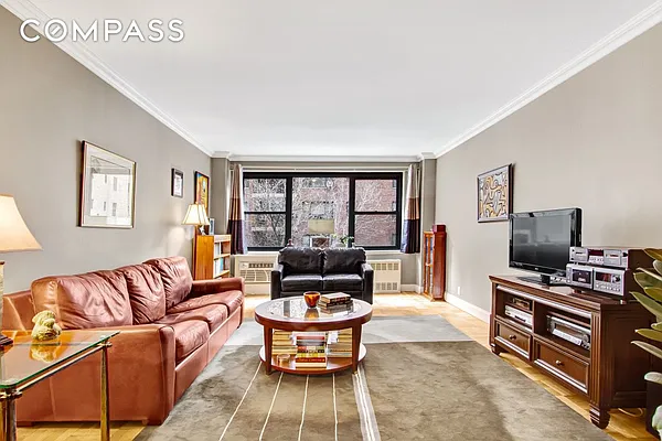 Sold by Compass | media 18