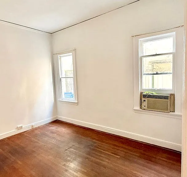 543 N Sycamore Ave — Photo 7