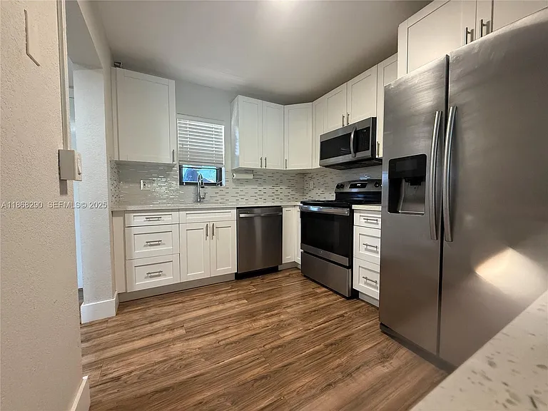 9273 SW 8th St #310 — Photo 20