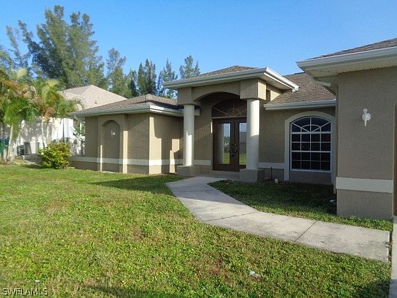2nd image of 307 SW 26th Terrace Cpe