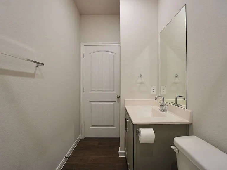 115 Bethpage Dr — Photo 31