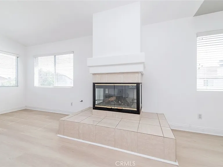 6915 Cedar Creek Rd — Photo 44
