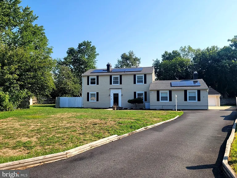 6 Tudor Ct — Photo 32