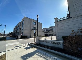 82 Village Pkwy, Markham, ON L3R 4Z7