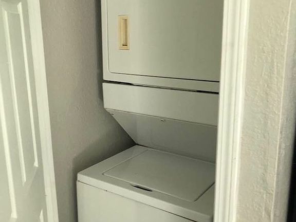 5th image of 5556 Freeman Ct APT A