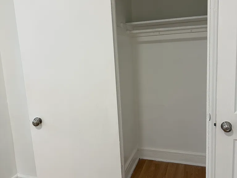 167 Bergen Ave #2B — Photo 6