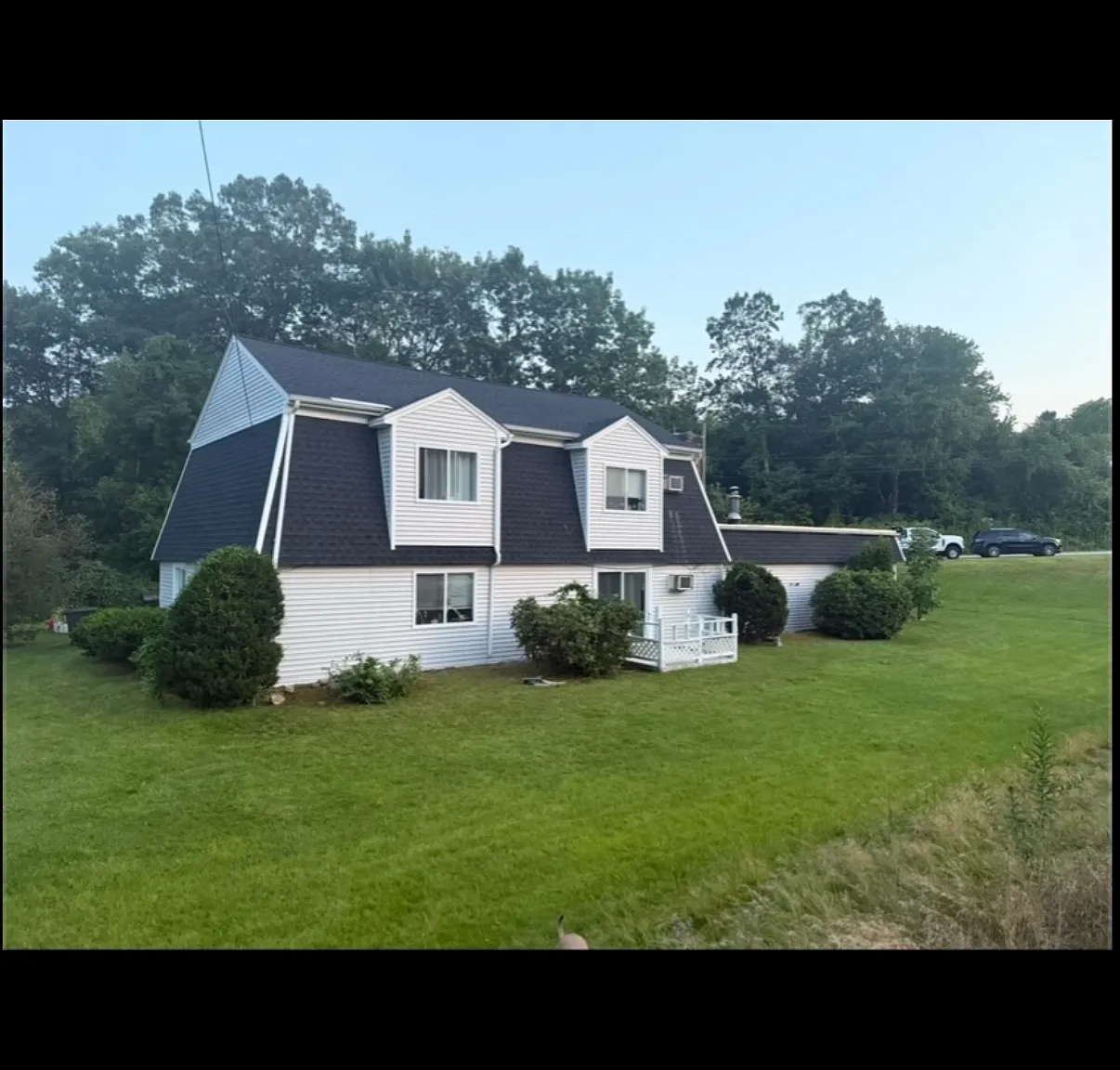 2 Jacob Ave — Photo 2