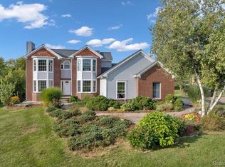 6081 Lanake Ln, Imlay City, MI 48444