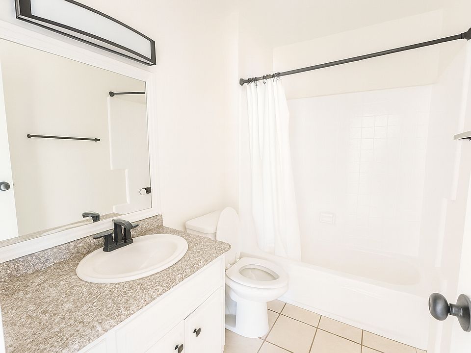 1st image of 358 Leslie Way #9