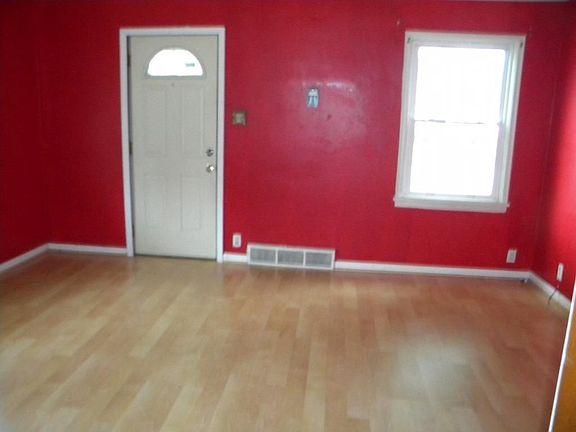 2nd image of 3019 Avenue F