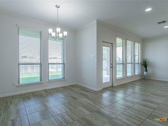 4th image of 7010 Crystal Valley Dr