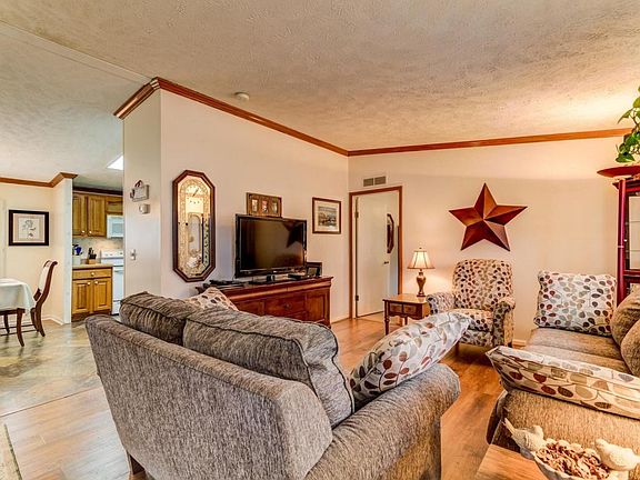 5th image of 730 Bluewater Dr