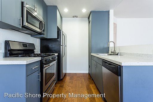 5th image of 2238 Las Colinas Ave APT 104