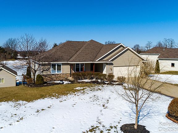 4th image of 10337 Chinook Dr