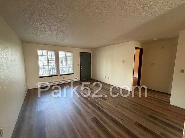 6601 S Tyler St #13 — Photo 4