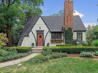 819 S Lincoln St, Hinsdale, IL
