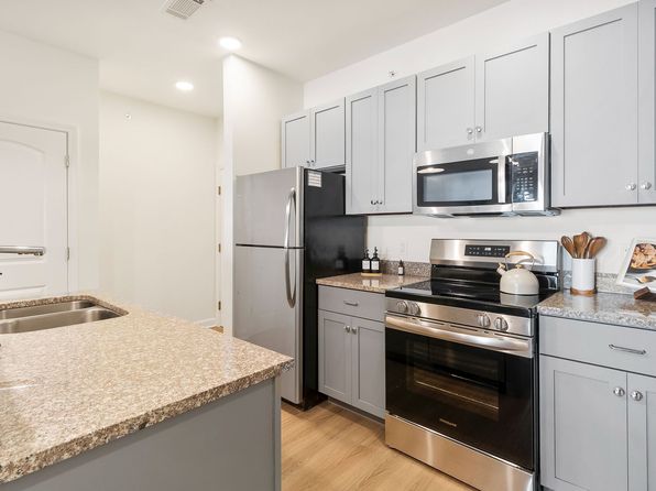 255 Patroon Creek Blvd APT 4376