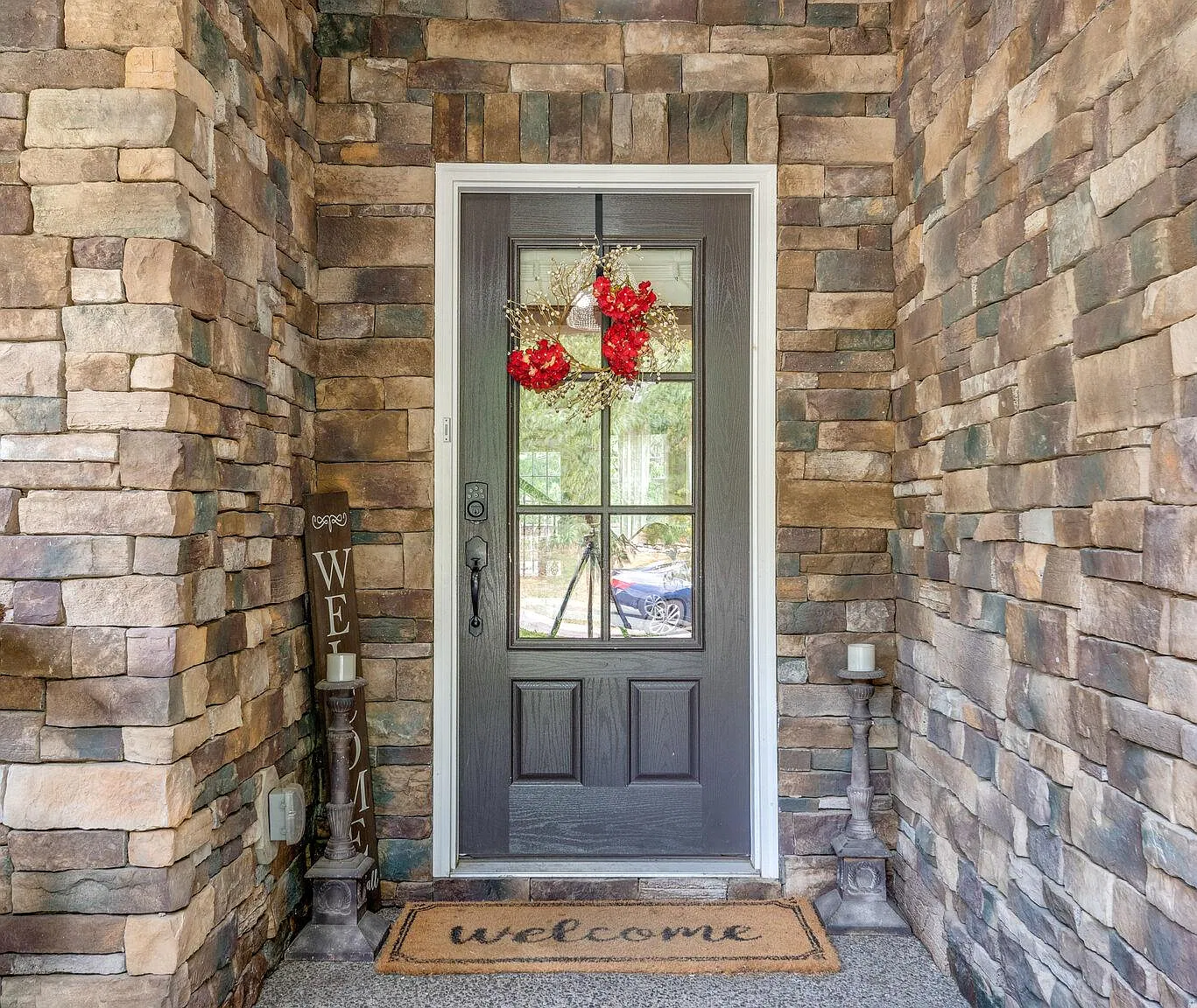 4640 Sawmill Pl — Photo 3
