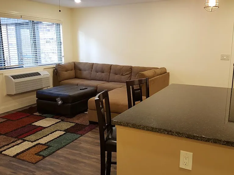 1975 Wilson Ave #4 — Photo 4