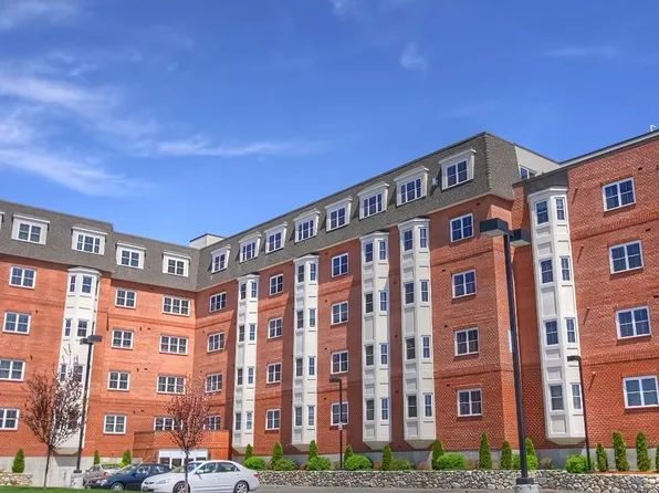120 Wyllis Ave Unit 424, Everett, MA 02149