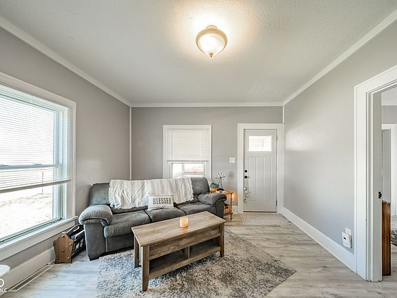 2nd image of 803 S 22nd St