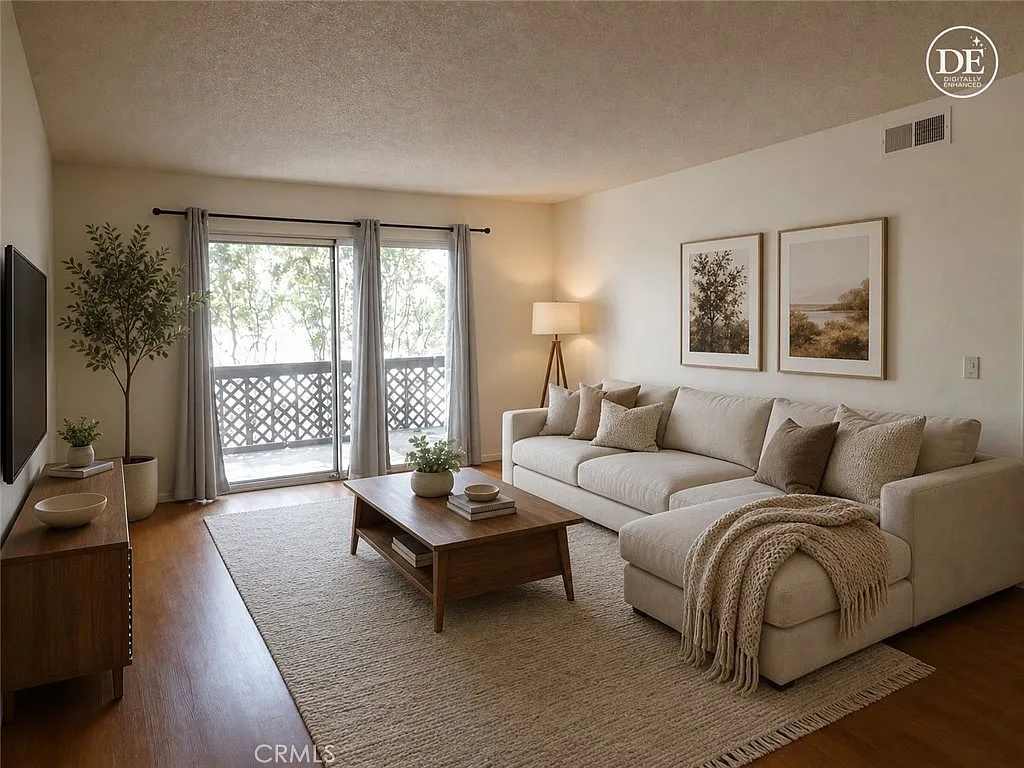 2 bed, 987 sqft, $2,495 — Photo 2