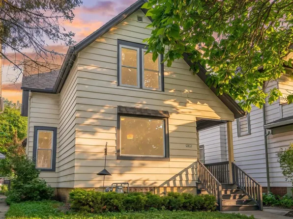 2812 N Pierce STREET, Milwaukee, WI 53212