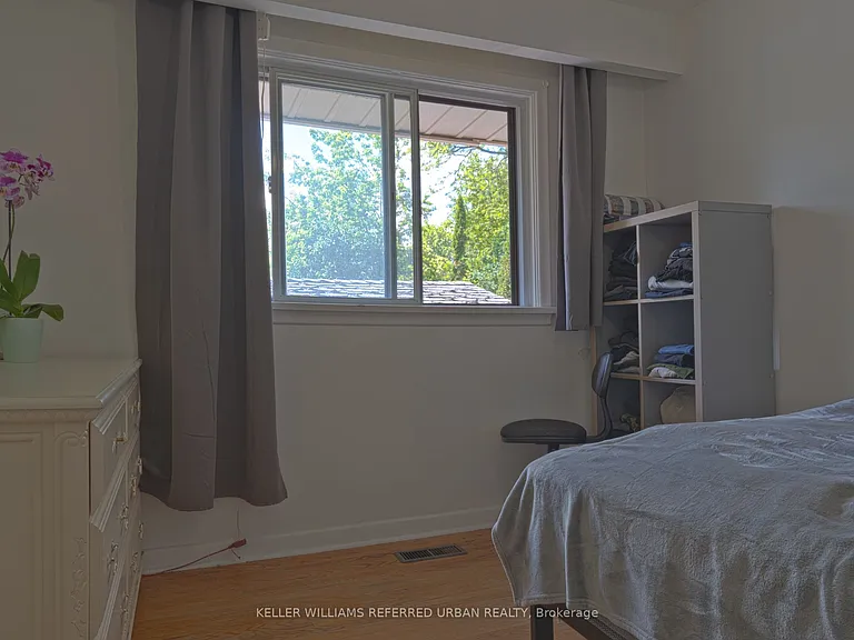 153 Newton Dr — Photo 33