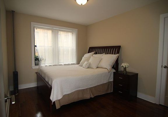 5th image of 20-34 31st St #D8