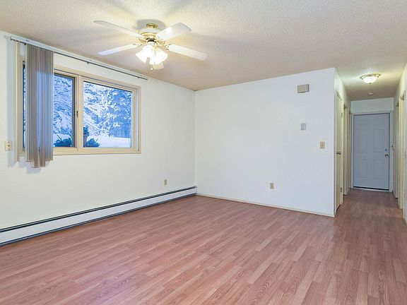 2nd image of 3060 Treaty St