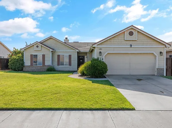 732 Holly Ave, Lemoore, CA 93245